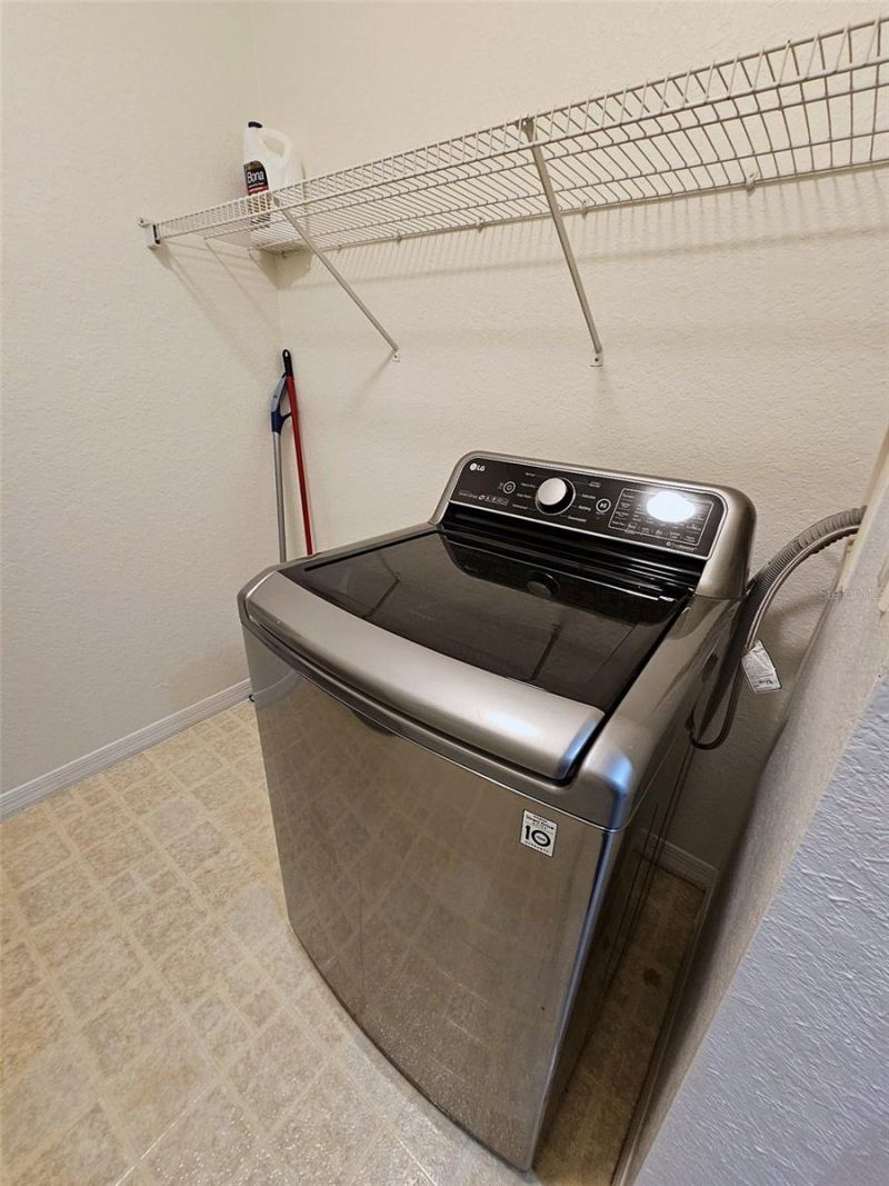 8335 38th Street Circle E, Unit 305, Sarasota, FL 34243 Photo