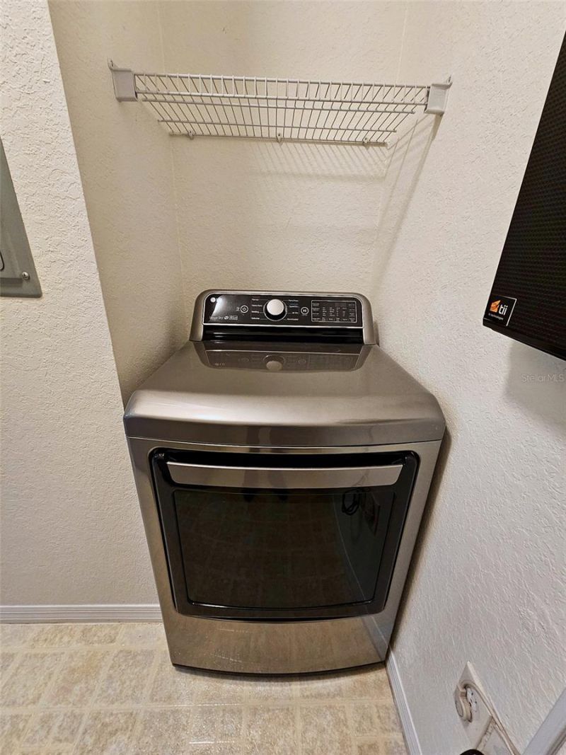 8335 38th Street Circle E, Unit 305, Sarasota, FL 34243 Photo