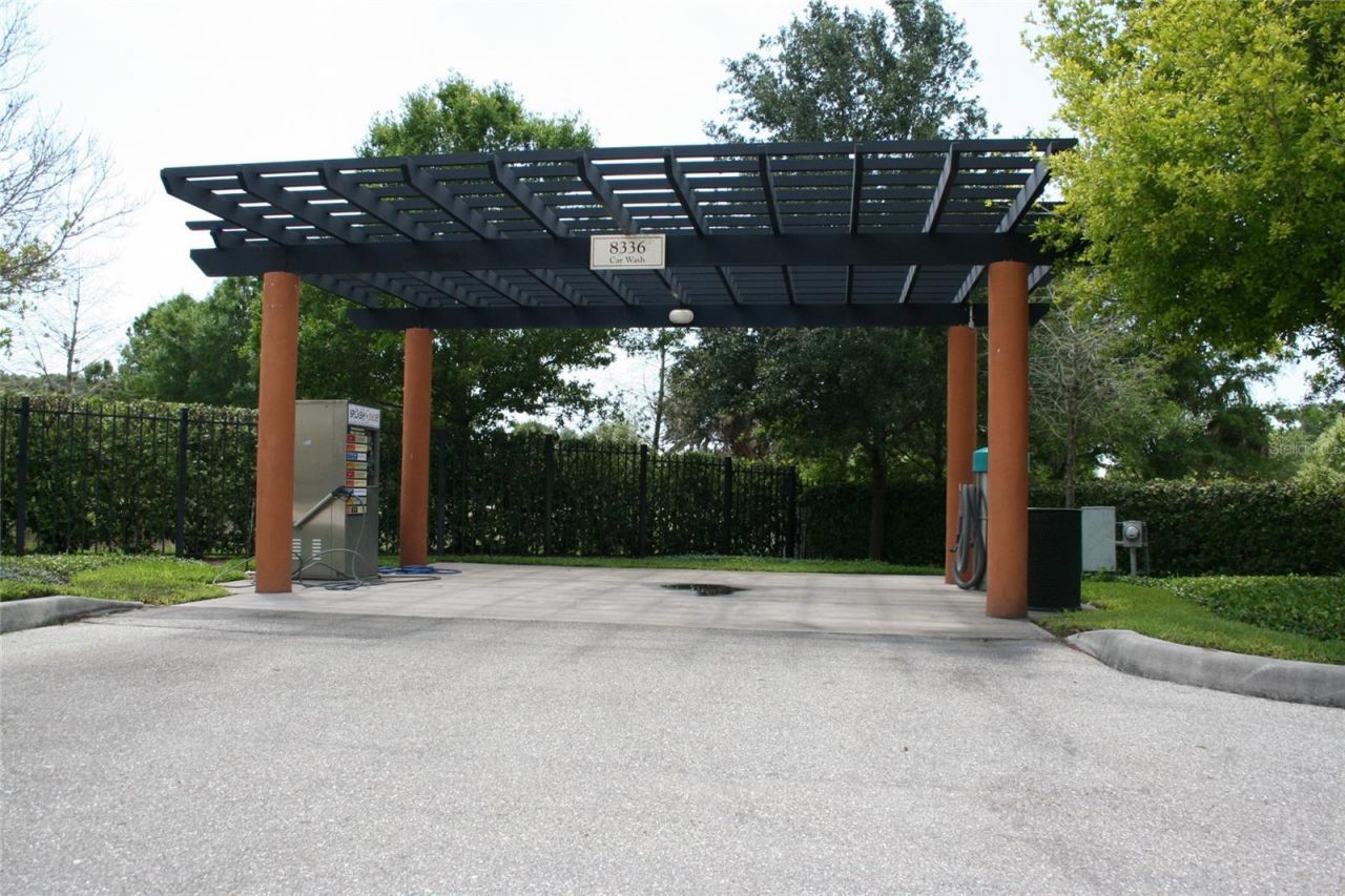 8335 38th Street Circle E, Unit 305, Sarasota, FL 34243 Photo