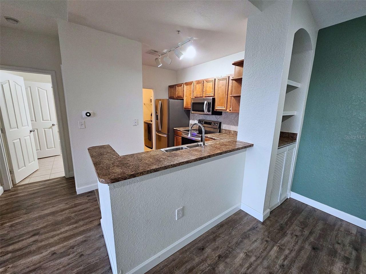8335 38th Street Circle E, Unit 305, Sarasota, FL 34243 Photo