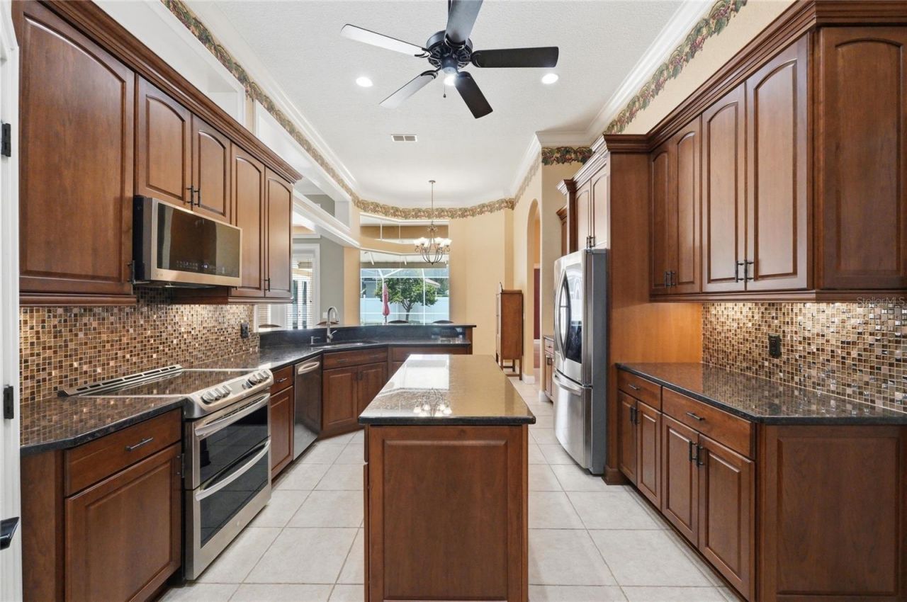 328 Hamilton Shores Drive Ne, Winter Haven, FL 33881 Photo