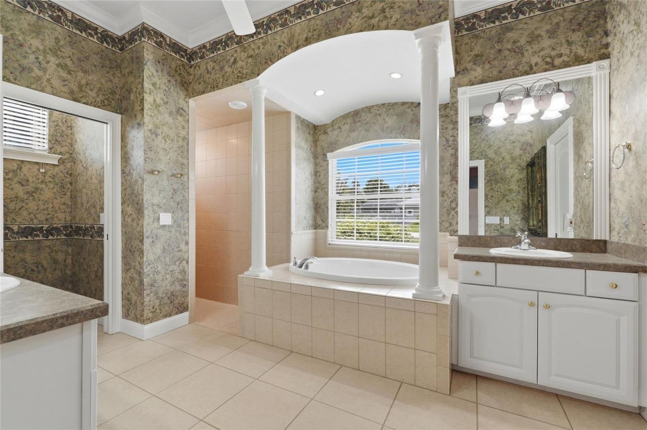 328 Hamilton Shores Drive Ne, Winter Haven, FL 33881 Photo