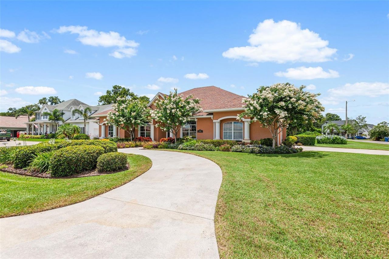 328 Hamilton Shores Drive Ne, Winter Haven, FL 33881 Photo