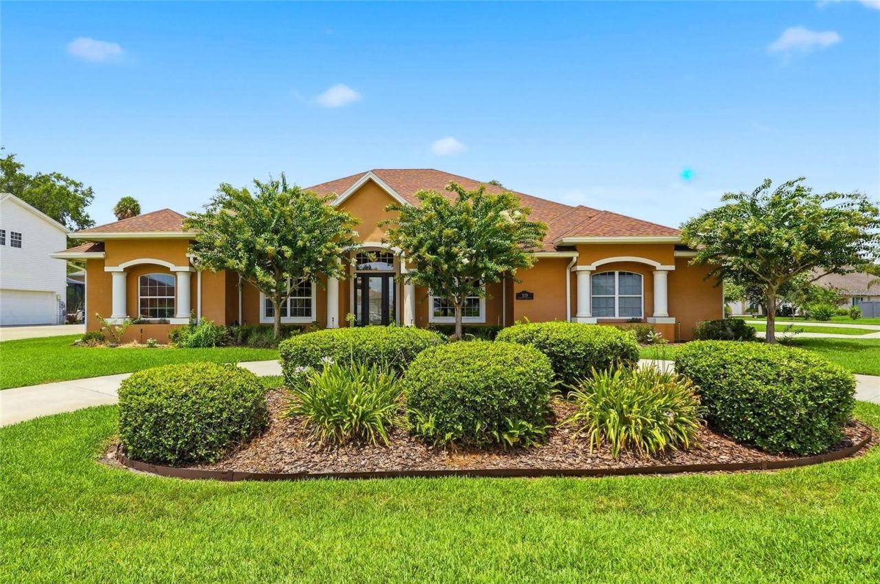 328 Hamilton Shores Drive Ne, Winter Haven, FL 33881 Photo