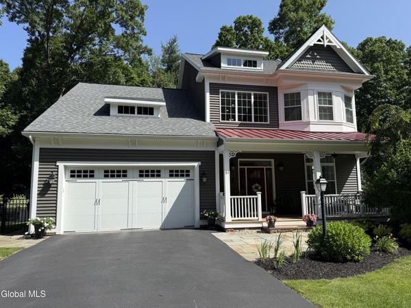 61 Yachtsman Way, Malta, NY 12020