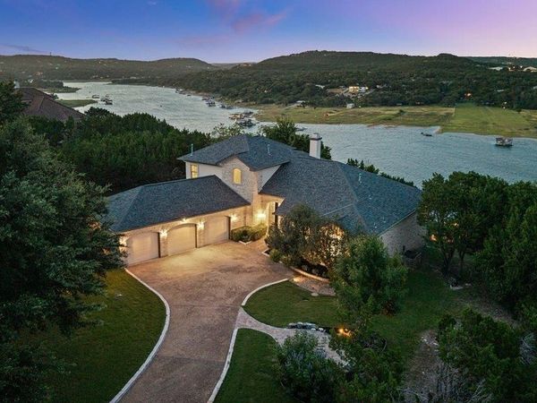 17312 Northlake Hills DR, Jonestown, TX 78645