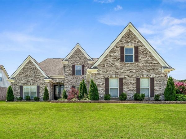 8817 BRUNSWICK FARMS DR, Bartlett, TN 38002