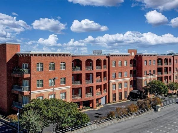 113 N Church Street , Unit 202, Greensboro, NC 27401