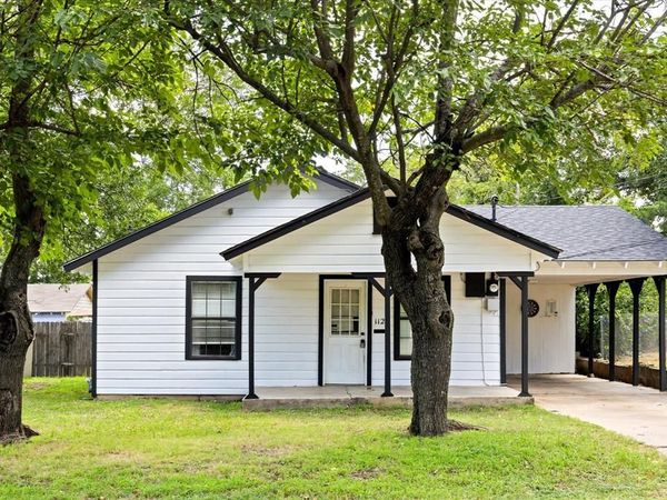 1120 N Chamberlain Street, Stephenville, TX 76401