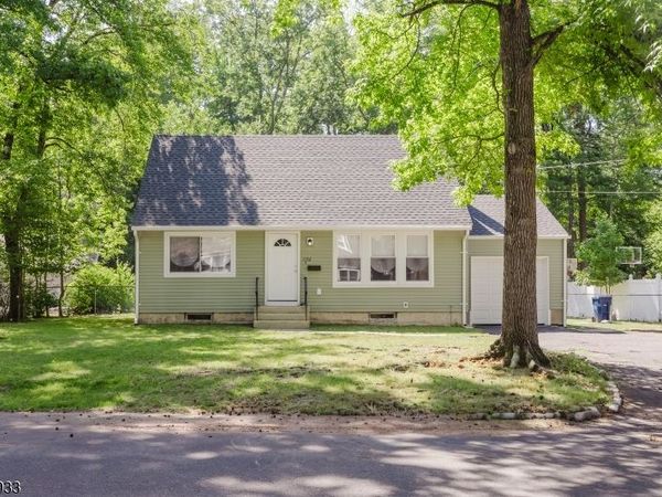 1152 Inwood Pl, Plainfield, NJ 07062