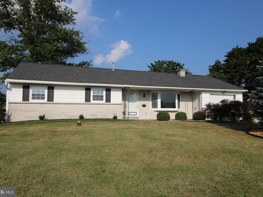 11 N Westview Drive , Gordonville, PA 17529 Main Photo