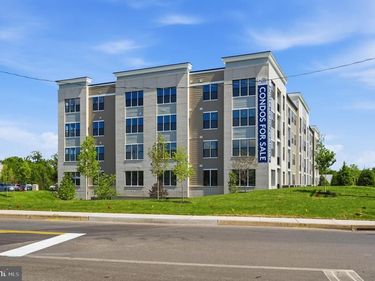 83 BETHLEHEM, Unit 1208, COLMAR, PA 18915