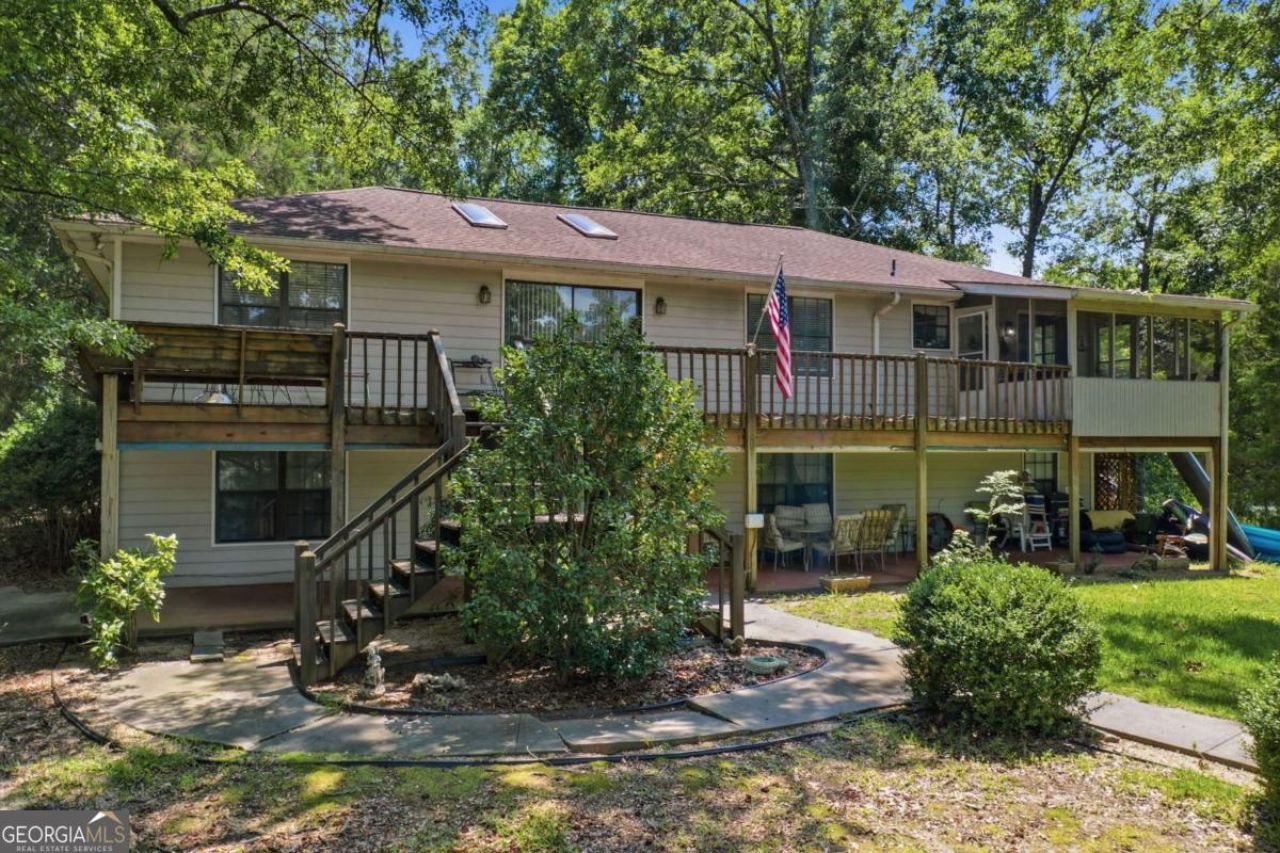 119 W River Bend Way, Eatonton, GA 31024 Main Photo