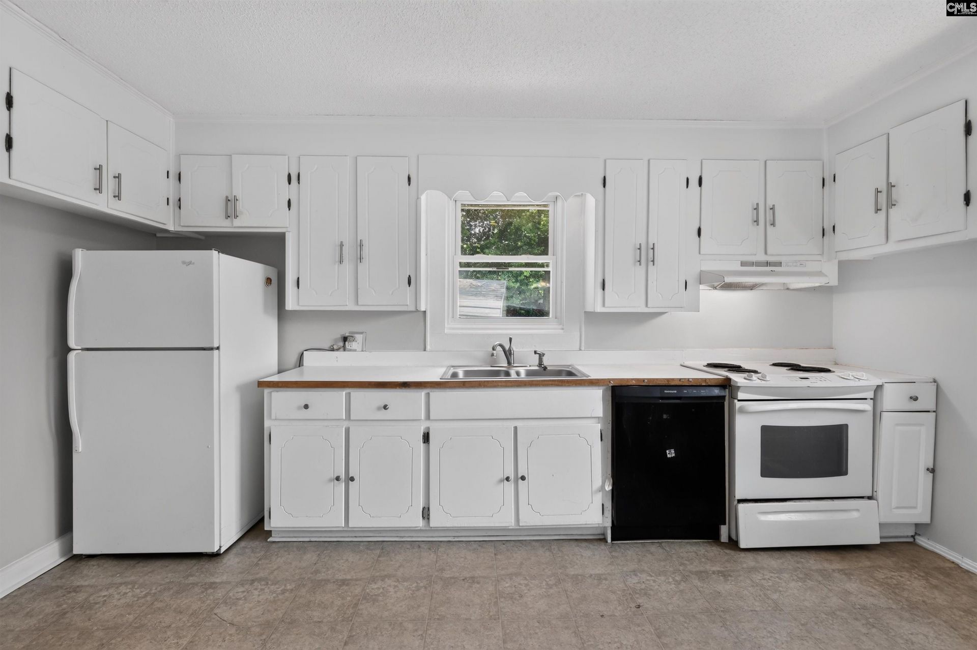 744 Rosedale Arch  Photo 11
