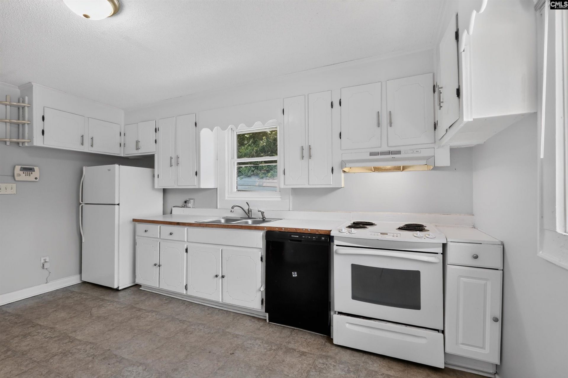 744 Rosedale Arch  Photo 13