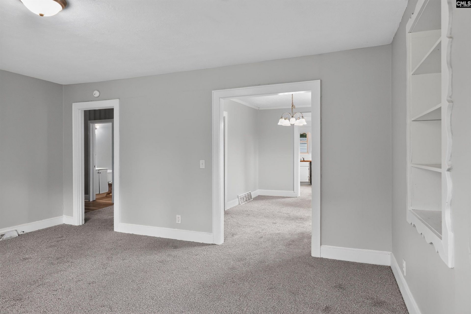 744 Rosedale Arch  Photo 6