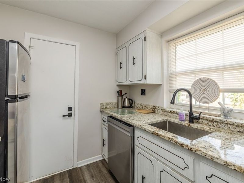 19406 Van Aken Boulevard, Unit 302, Shaker Heights, OH 44122 Photo 10