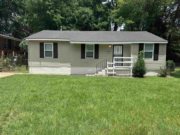 736 ST PAUL AVE, Memphis, TN 38126