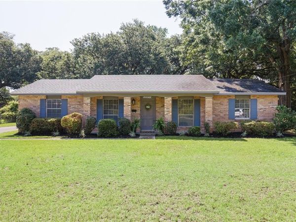 2225 E Vaughan Drive, Mobile, AL 36605