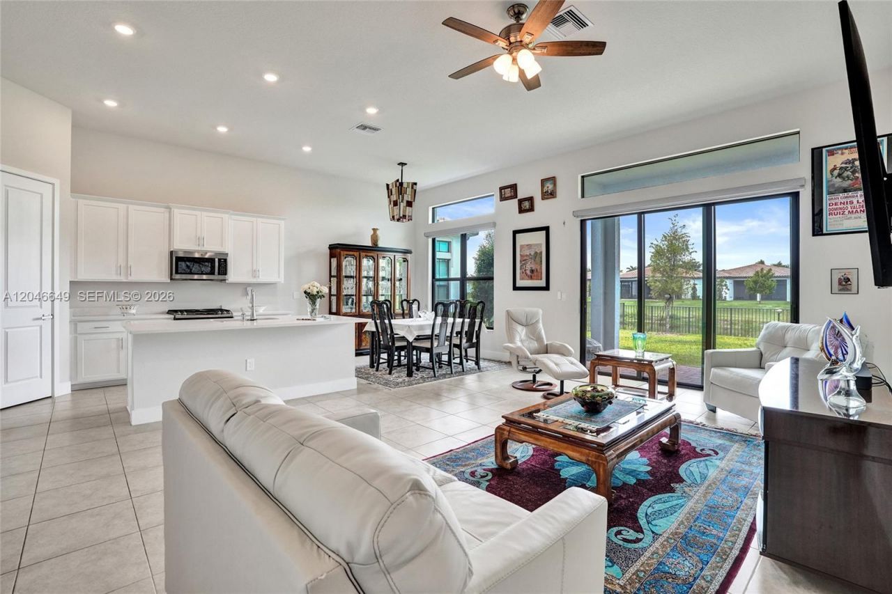 8147 Juniper Dr , Parkland, FL 33067 Photo