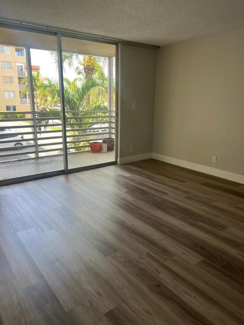 408 NW 68th Ave , Unit 209, Plantation, FL 33317 Photo