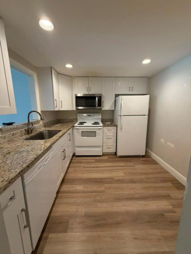 408 NW 68th Ave , Unit 209, Plantation, FL 33317 Photo