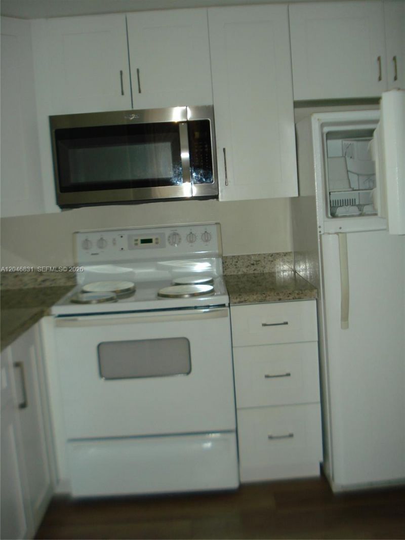 408 NW 68th Ave , Unit 209, Plantation, FL 33317 Photo