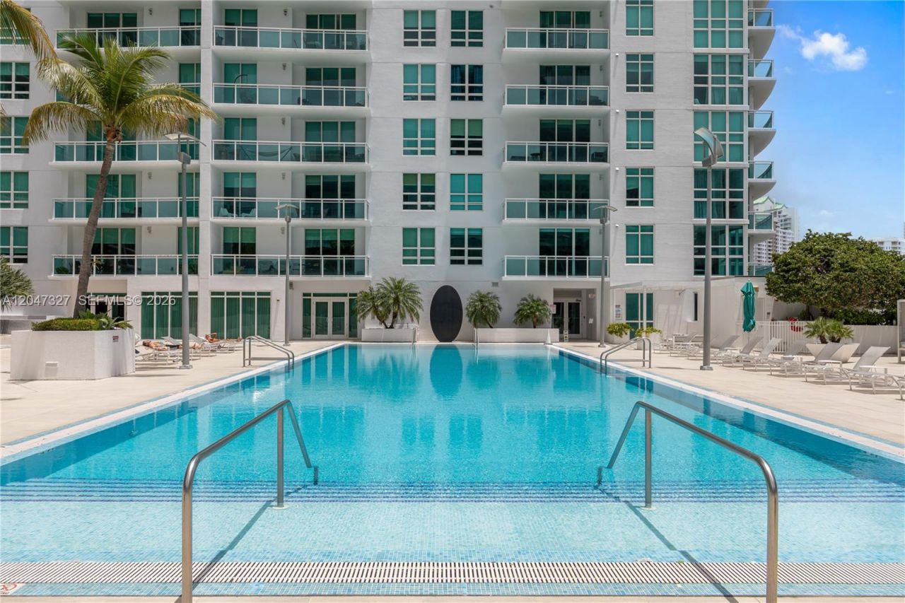 951 Brickell Ave , Unit 1011, Miami, FL 33131 Photo