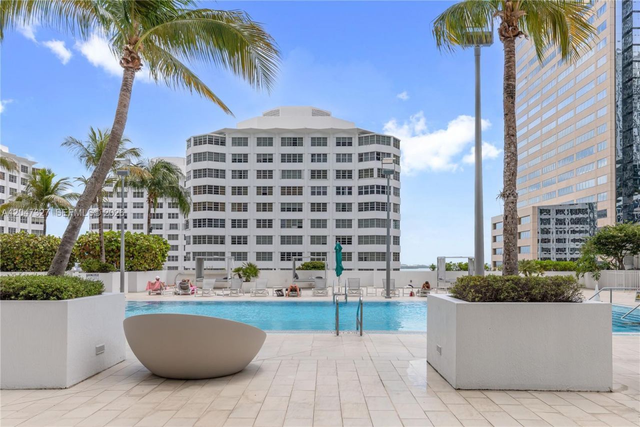 951 Brickell Ave , Unit 1011, Miami, FL 33131 Photo
