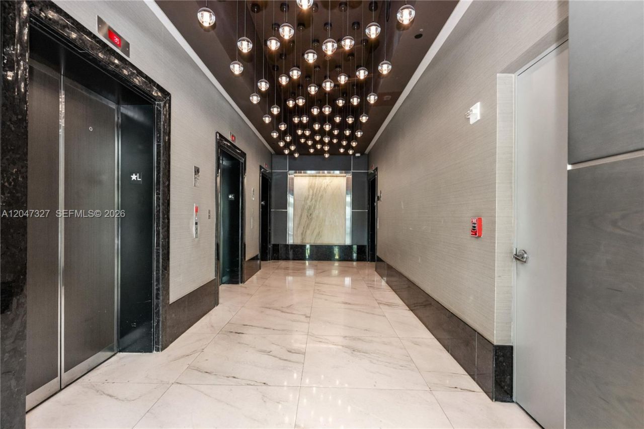 951 Brickell Ave , Unit 1011, Miami, FL 33131 Photo