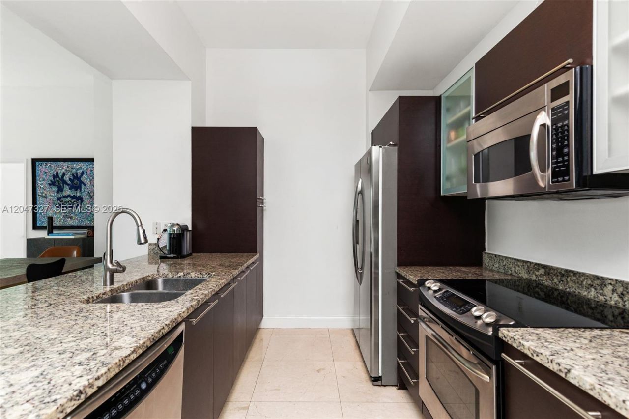 951 Brickell Ave , Unit 1011, Miami, FL 33131 Photo