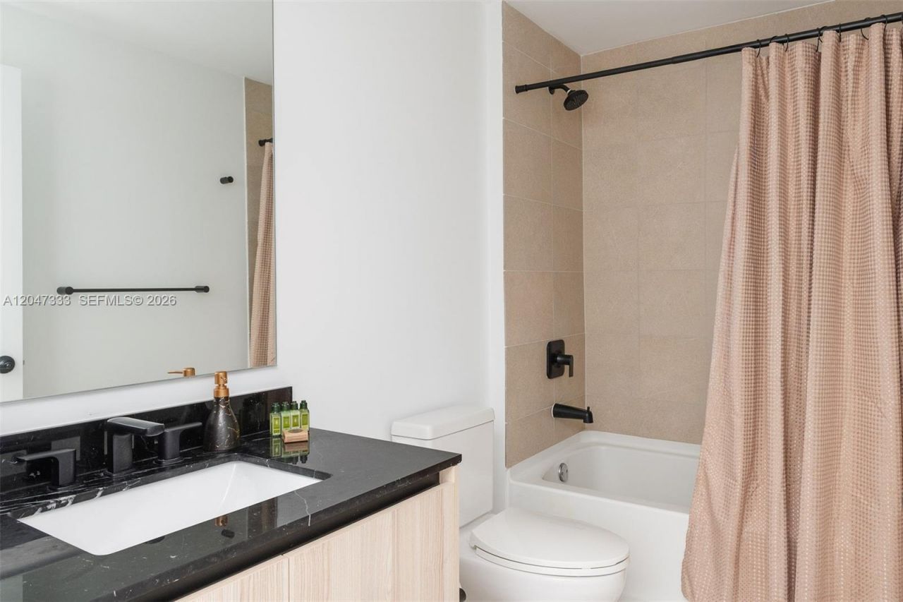 225 N Miami Ave , Unit 3412, Miami, FL 33128 Photo