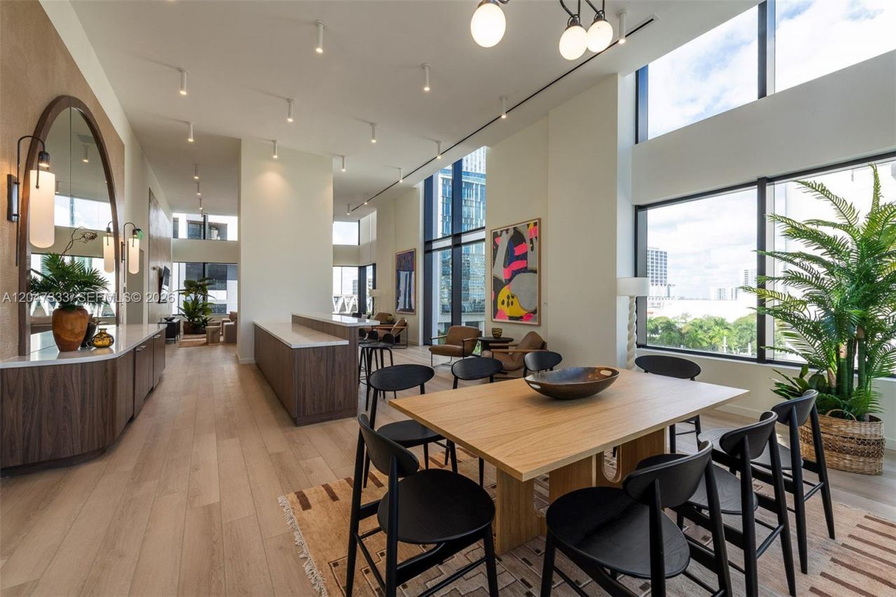 225 N Miami Ave , Unit 3412, Miami, FL 33128 Photo