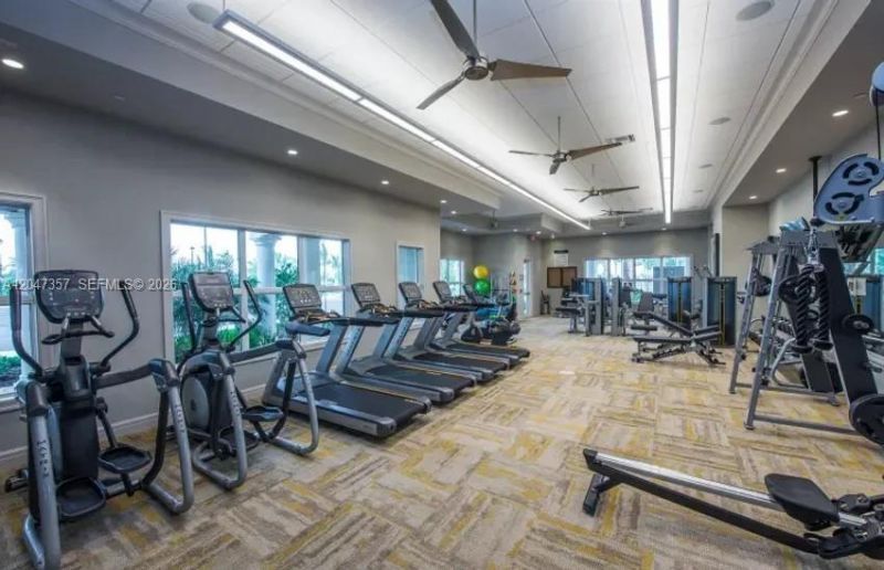 4022 Long Leaf Ln, Unit 4022, Hollywood, FL 33021 Photo