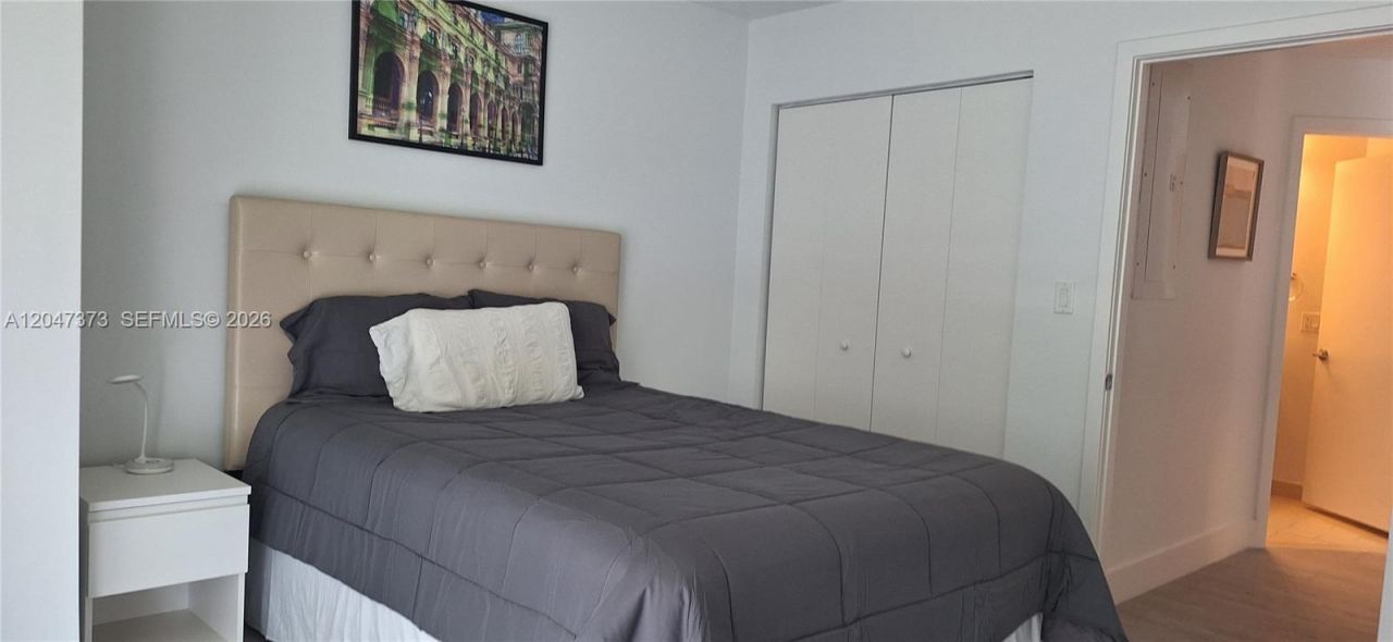 1111 SW 1 Av , Unit 2419-N, Miami, FL 33130 Photo
