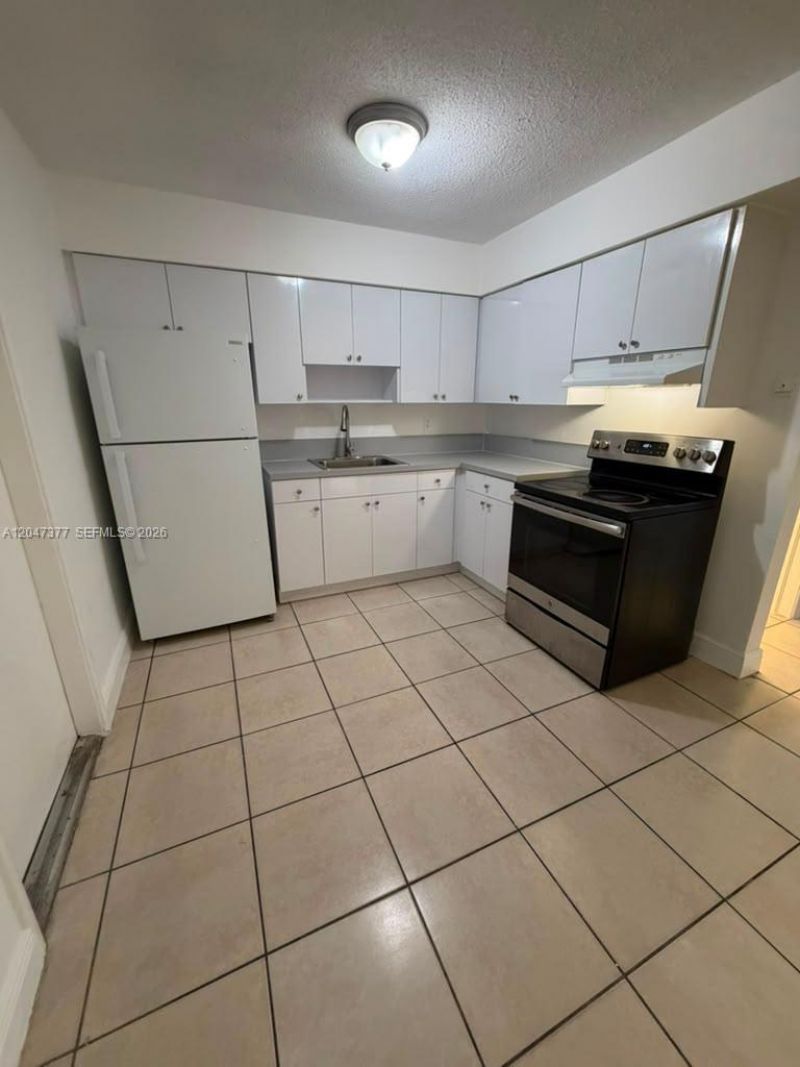 6901 Thomas St , Hollywood, FL 33024 Photo