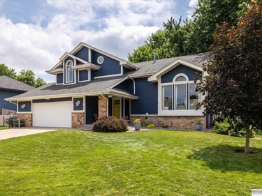 16269 Riggs Street, Omaha, NE 68135