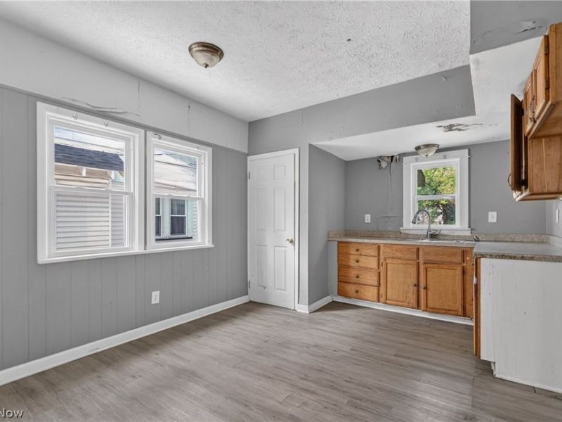 3194 E 132nd Street, Cleveland, OH 44120 Photo 11