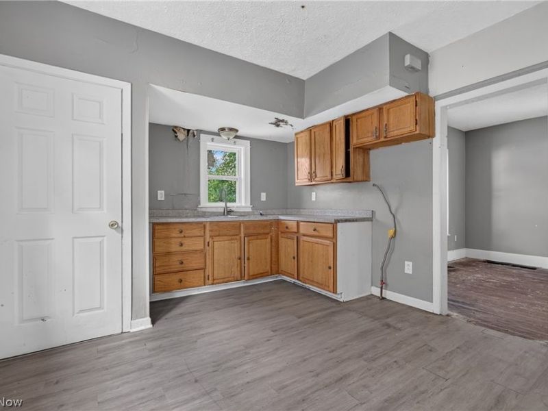 3194 E 132nd Street, Cleveland, OH 44120 Photo 12