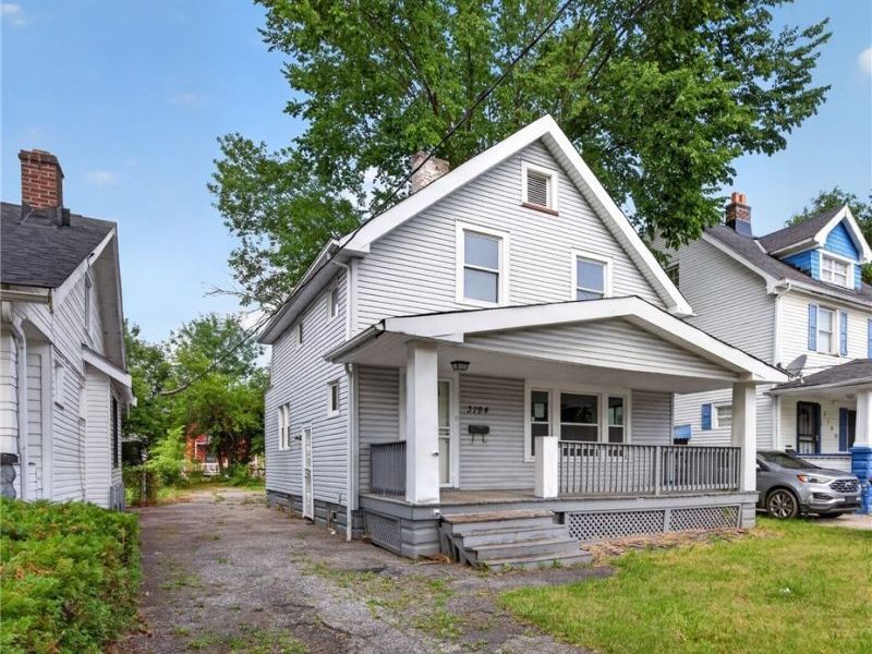 3194 E 132nd Street, Cleveland, OH 44120 Photo 2