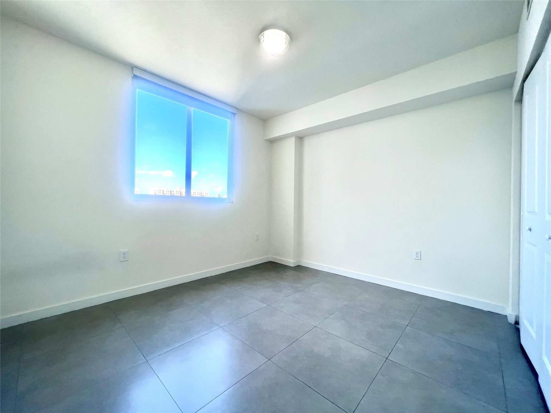 729 NW 2 Street, Unit 501, Miami, FL 33128 Photo