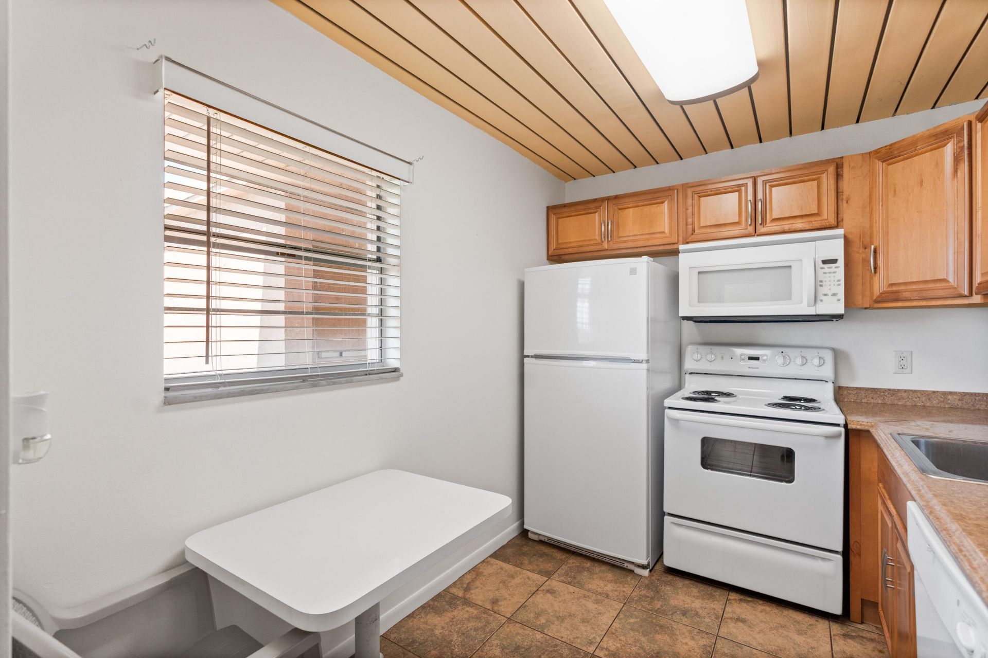 2515 NE 2nd Court, Unit 418, Boynton Beach, FL 33435 Photo