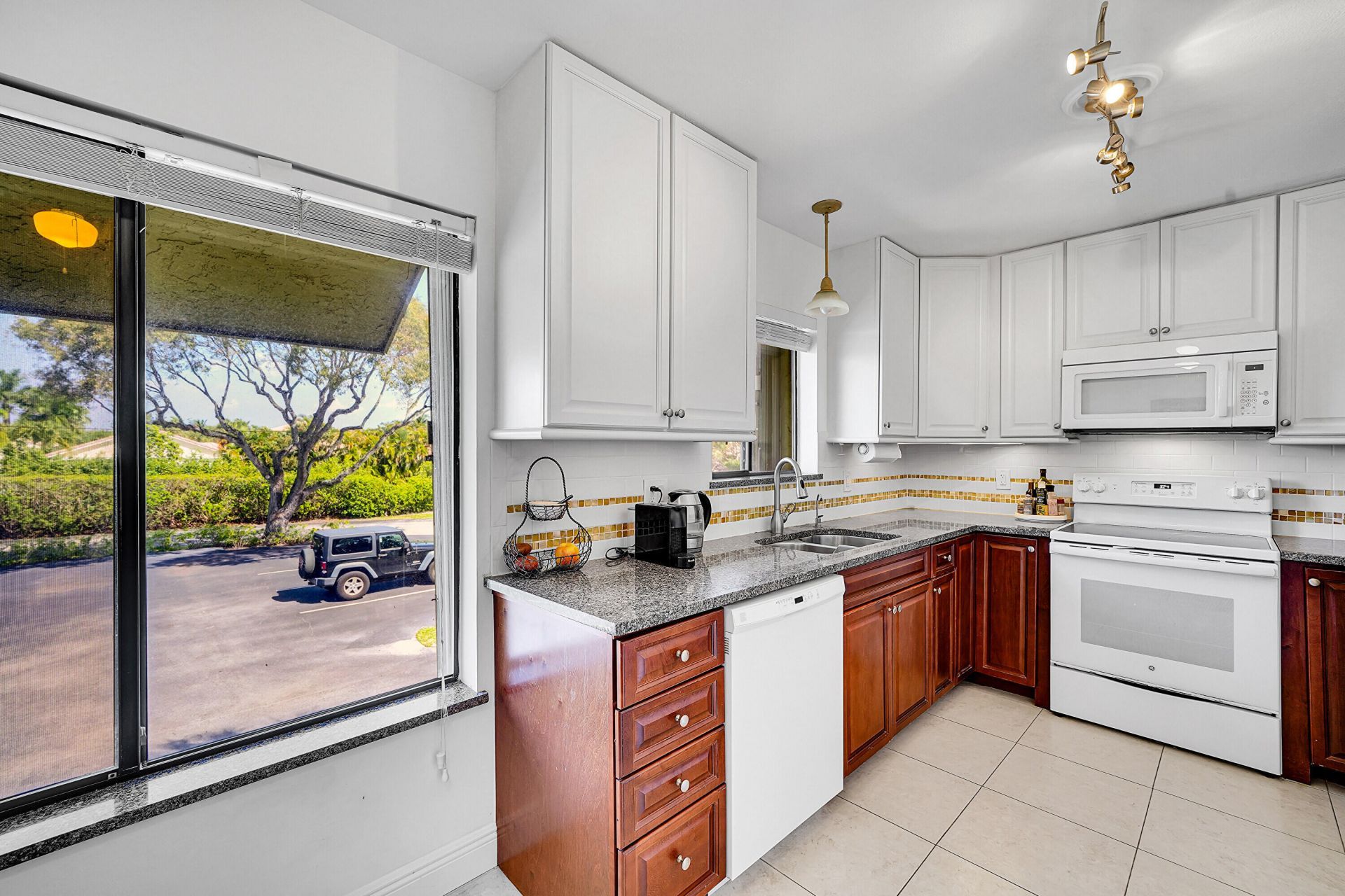 159 NW 70th Street, Unit 416, Boca Raton, FL 33487 Photo