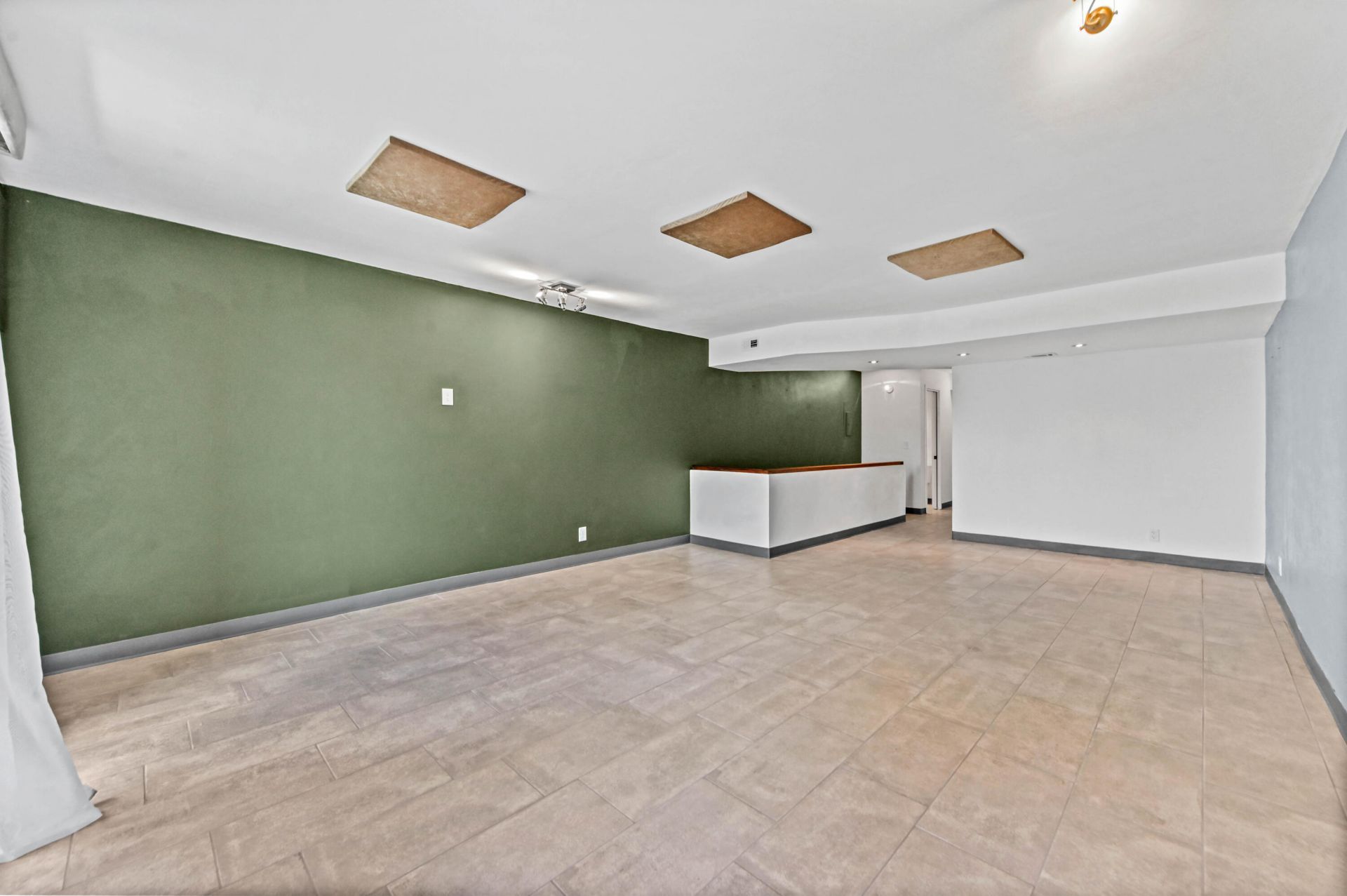 2828 Tennis Club Drive, Unit #202, West Palm Beach, FL 33417 Photo