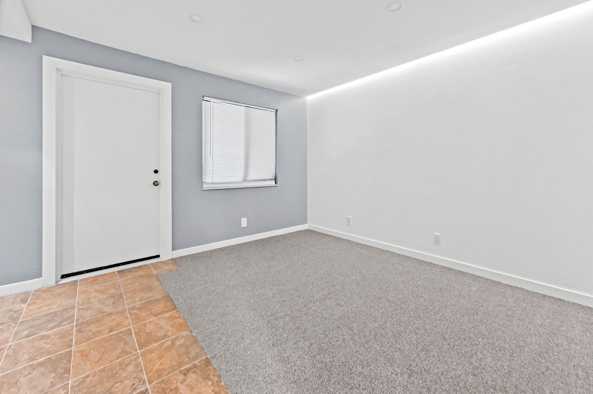 2828 Tennis Club Drive, Unit #202, West Palm Beach, FL 33417 Photo