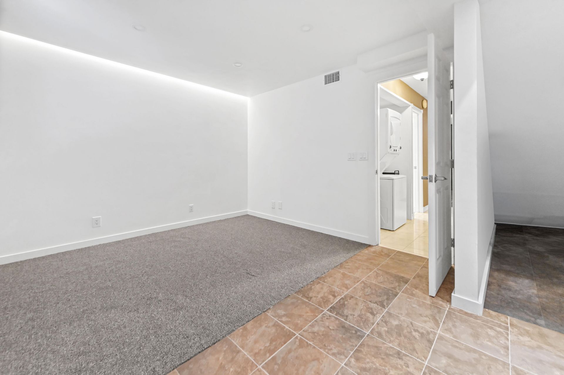 2828 Tennis Club Drive, Unit #202, West Palm Beach, FL 33417 Photo