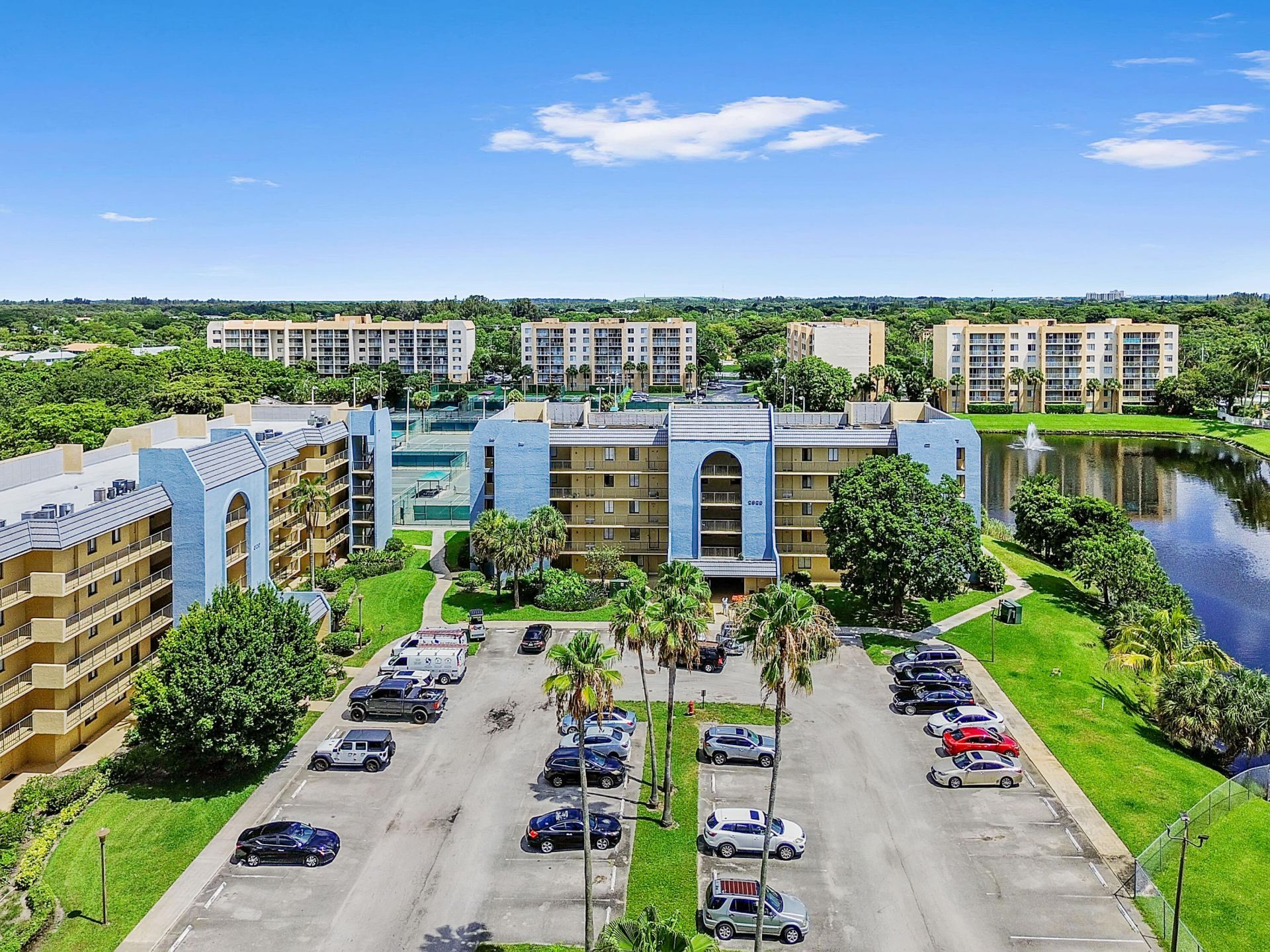 2828 Tennis Club Drive, Unit #202, West Palm Beach, FL 33417 Photo