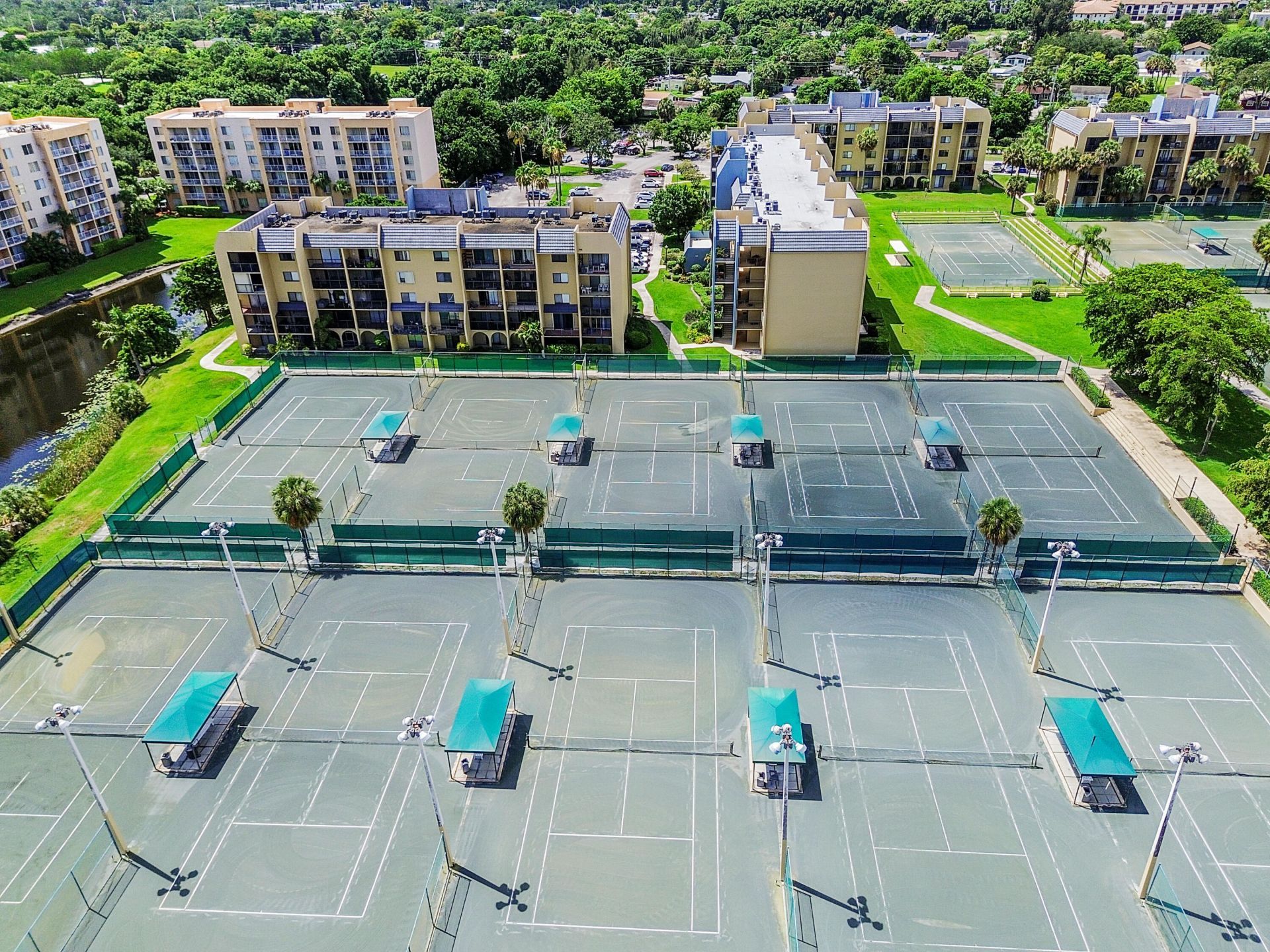 2828 Tennis Club Drive, Unit #202, West Palm Beach, FL 33417 Photo