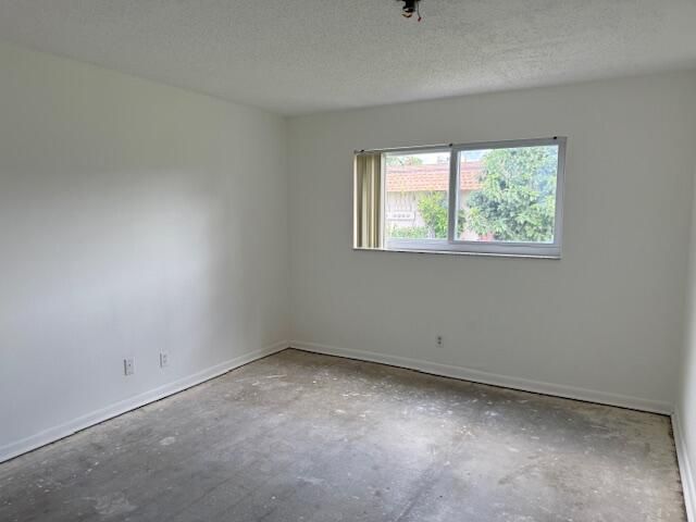 300 Bonnie Boulevard, Unit 145, Palm Springs, FL 33461 Photo