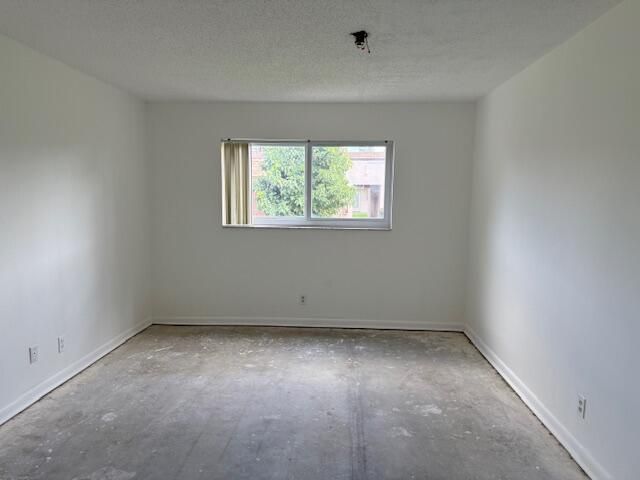 300 Bonnie Boulevard, Unit 145, Palm Springs, FL 33461 Photo